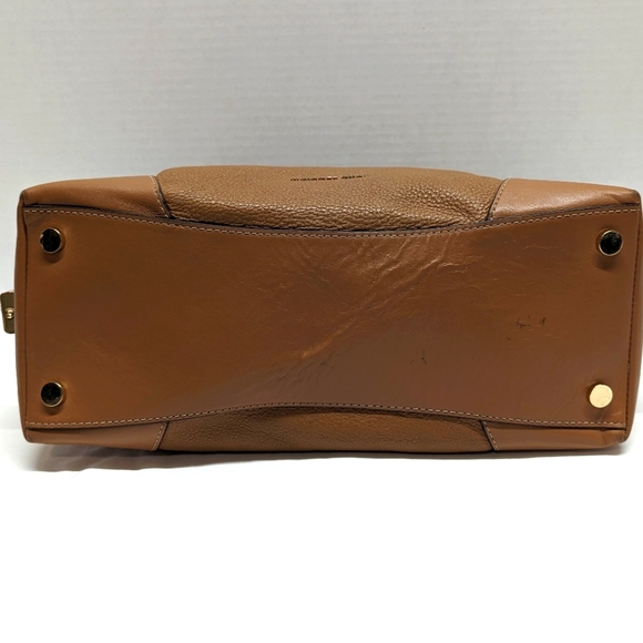 Michael Kors Crosby Pebbled Leather Bag - Every Day Purse - Picture 6 of 15